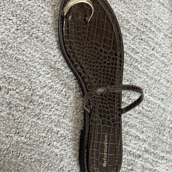 **NEW** Reformation Cassandra Toe Ring Sandal (Size 9.5) - Picture 4 of 5